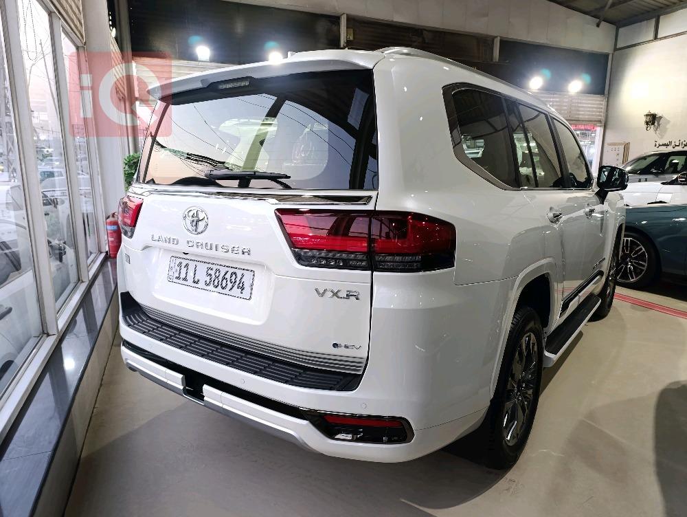 تويوتا لاندكروزر